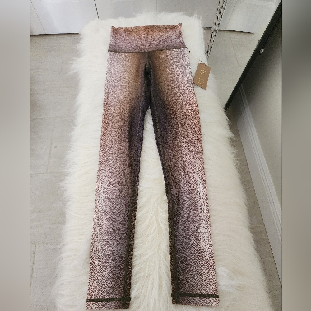 🐡🐚🪸Niyama Sol SHAGREEN Chartreuse  Limited Edition Unrelesed Leggings XS BNWT - Picture 6 of 7